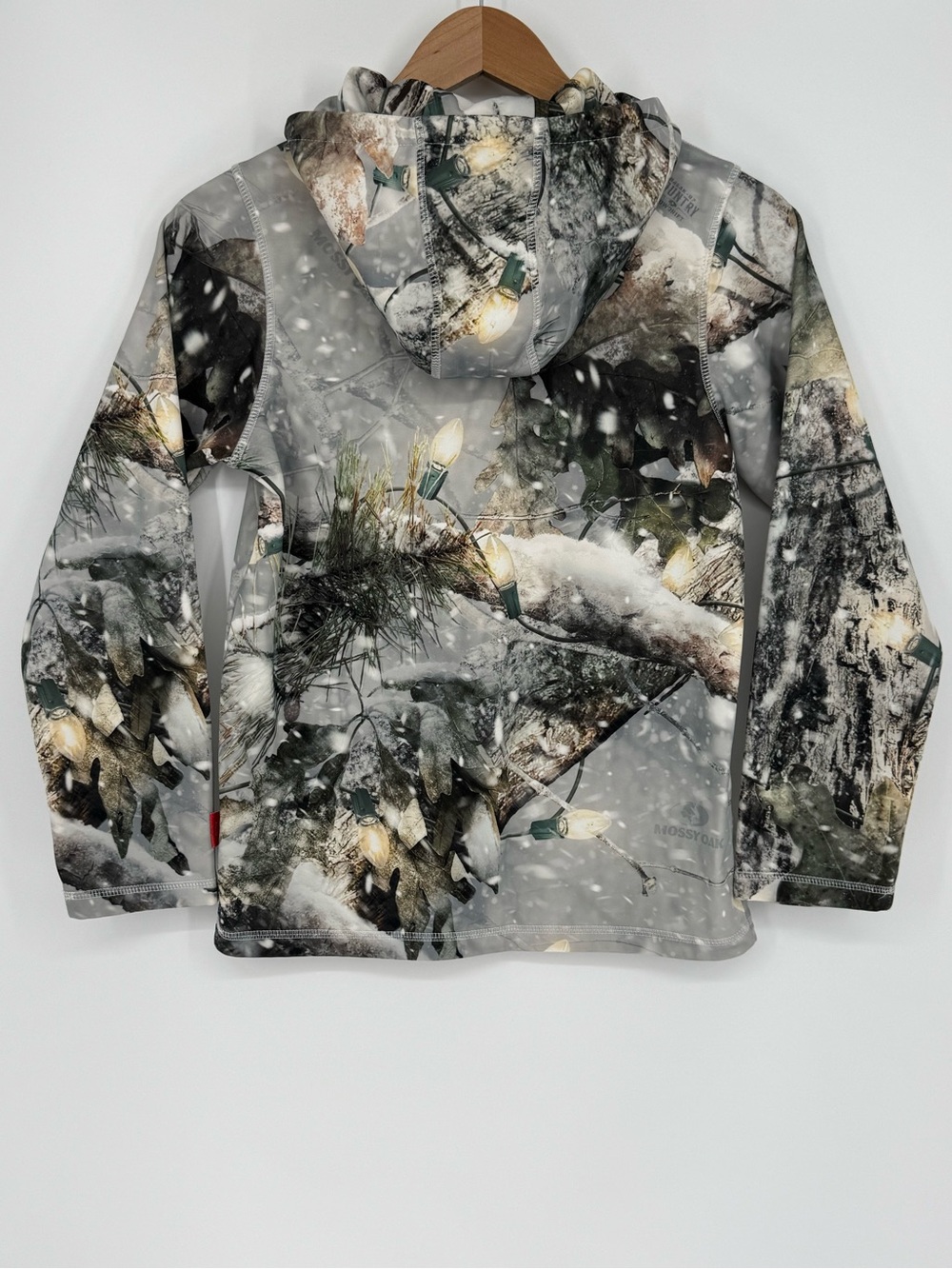 Magellan Outdoors Boys Medium Classic Fit Camo Fleece Christmas Lights Hoodie - Picture 2 of 6